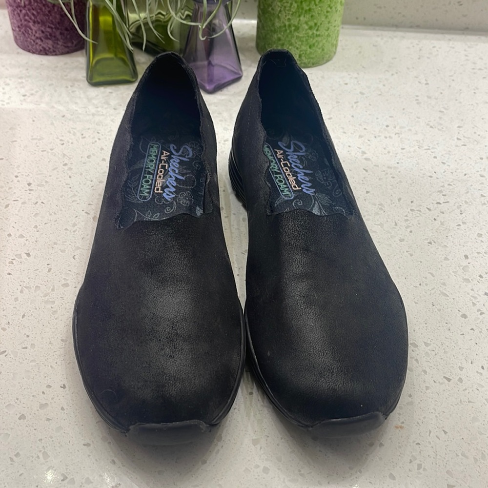 Skechers Classic Fit Casual Shoes